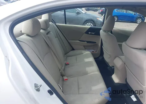 2015 Honda Accord Lx z USA, uszkodzony, nr VIN 1HGCR2F35FA225597